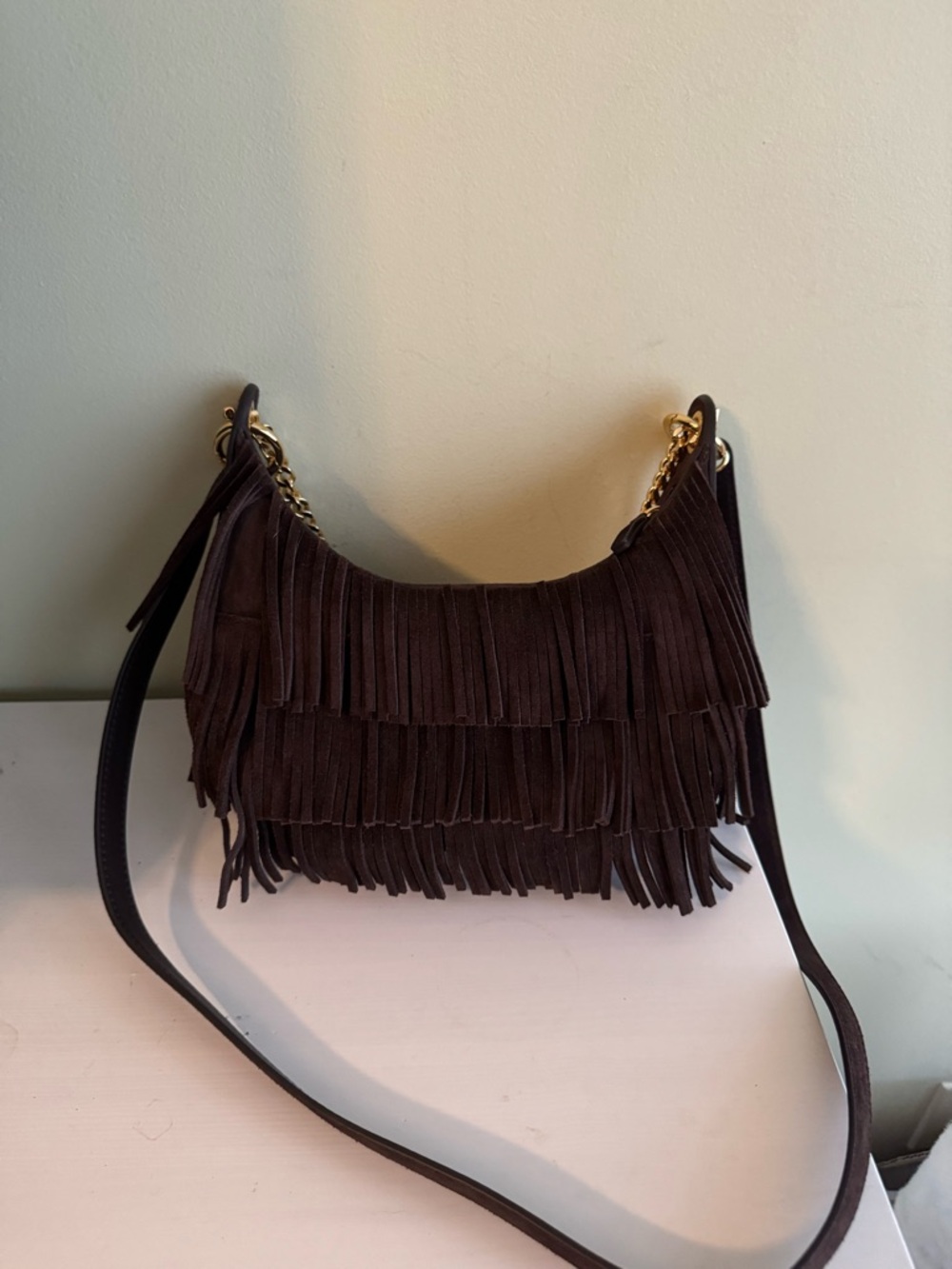 Veronica Beard Fortune bag : Fringe Suede Crossbody Bag with Gold Chain - Picture 2 of 5